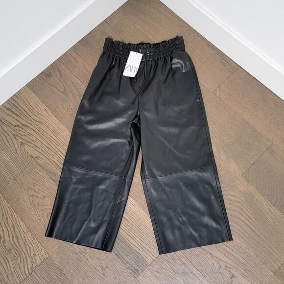 🆕 Zara Faux Leather Wide Pleated Elastic Belted Waist Culottes in Black - Picture 2 of 11